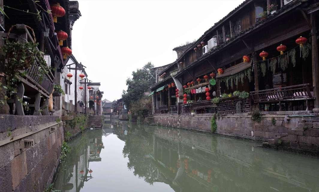 女管家逃脱记